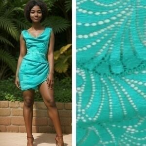 BEBE GREEN LACE BODYCON DRESS SZ M